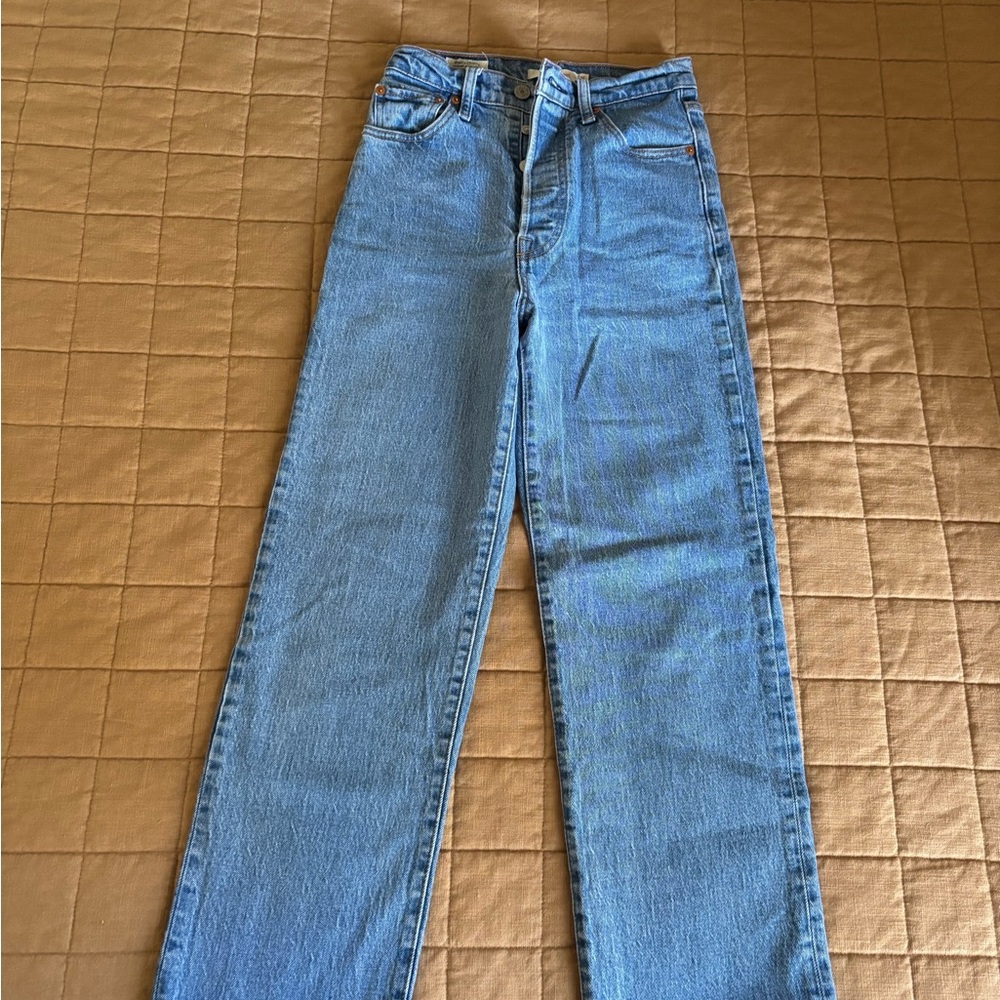 Levi ribcage straight jeans , size 26, used